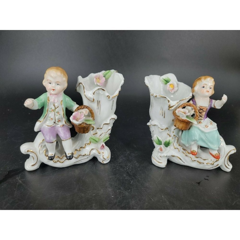 Vintage Ucagco Creamics Fine Porcelain Boy & Girl Figurines with bud vases Japan